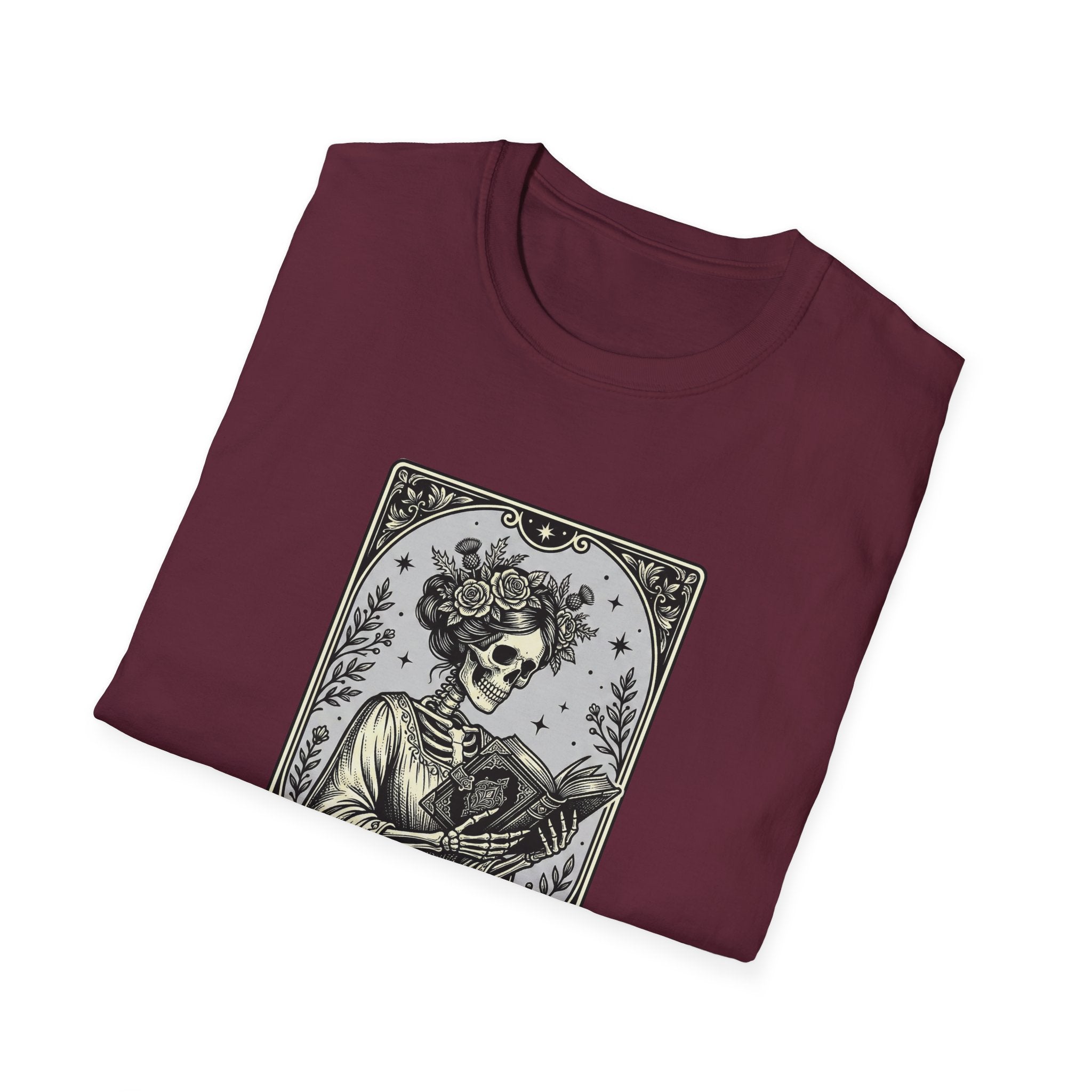 The Reader Tarot Card T-Shirt