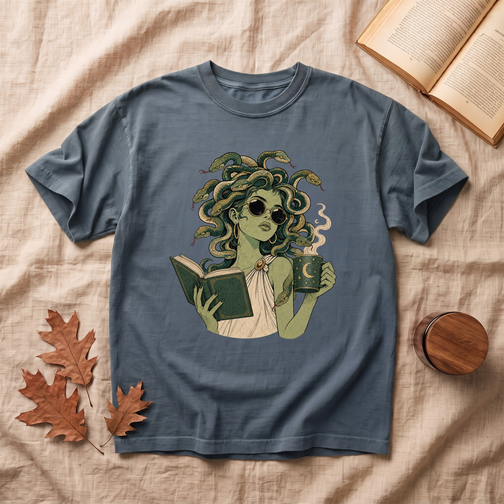 Medusa Reading Halloween T-shirt - Blue Jean